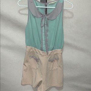 🌞 Perfect for Easter! Spring Romper!🌞